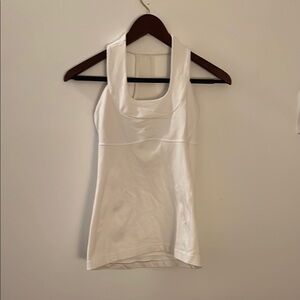 Lululemon tank